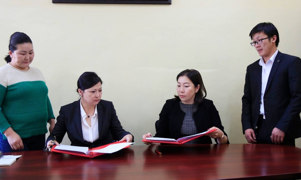 Хууль зүйн туслалцааны төв, Монголын мэдээ сонинтой хамтарч ажиллана