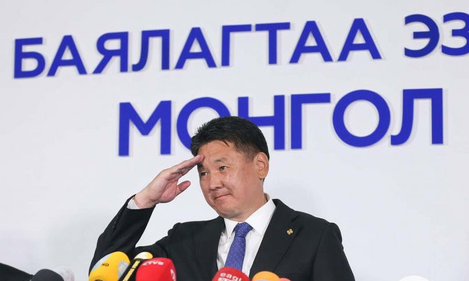 Монгол Улсын 6 дахь Ерөнхийлөгч У.Хүрэлсүх боллоо