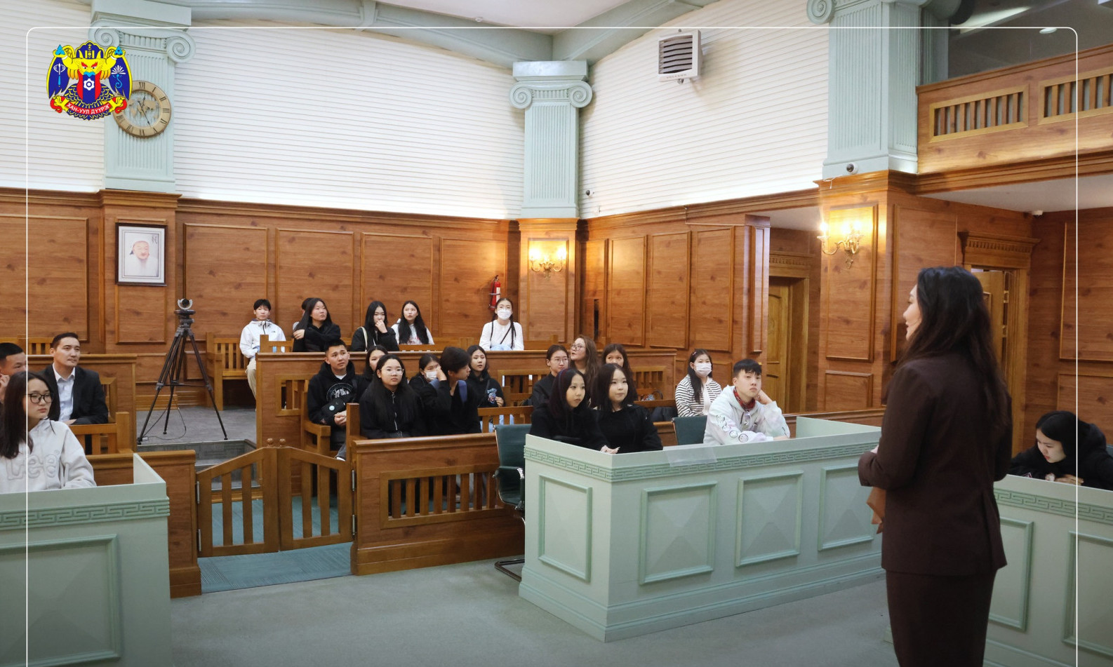 “НЭЭЛТТЭЙ ШҮҮХ” ӨДӨРЛӨГИЙГ ХУД-ИЙН ЕБС-ийн АХЛАХ АНГИЙН СУРАГЧДАД  ЗОХИОН БАЙГУУЛЛАА