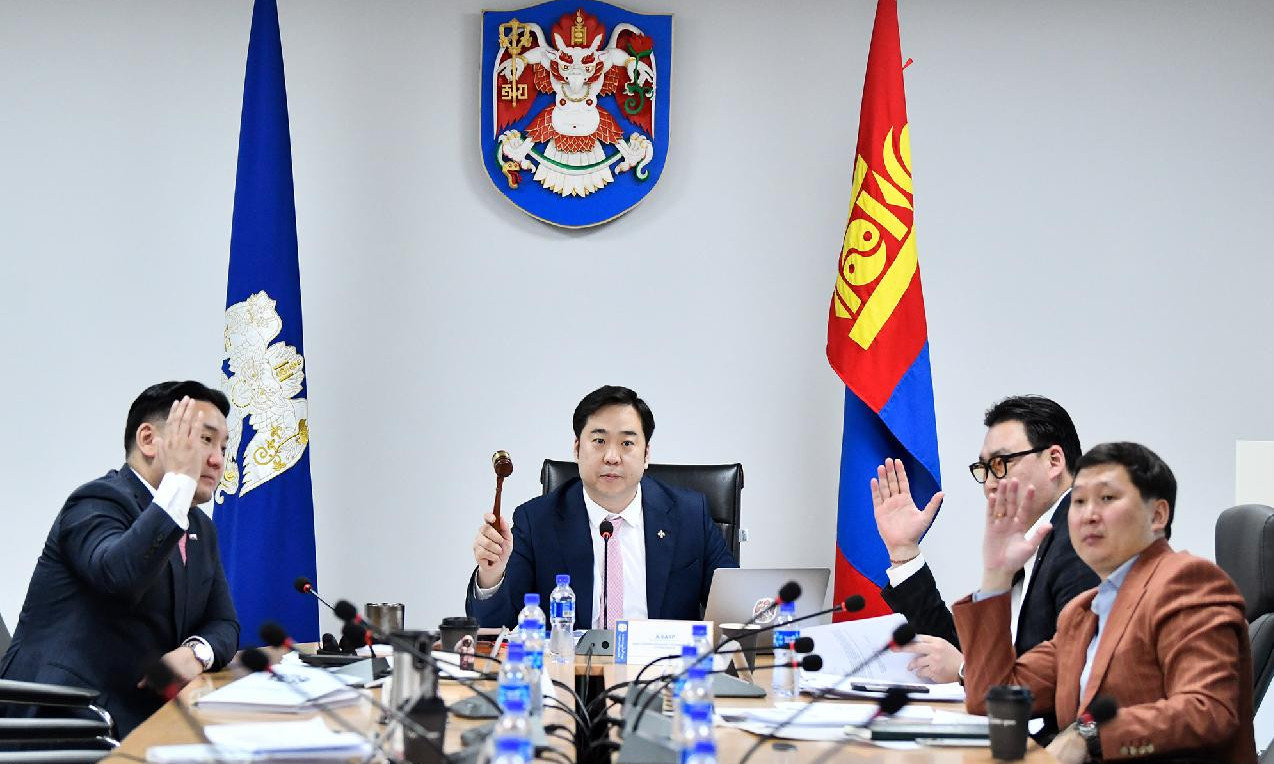 НИТХ-ЫН ЗӨВЛӨЛИЙН ХУРАЛДААНААР НИЙТ 12 АСУУДЛЫГ ХЭЛЭЛЦЛЭЭ