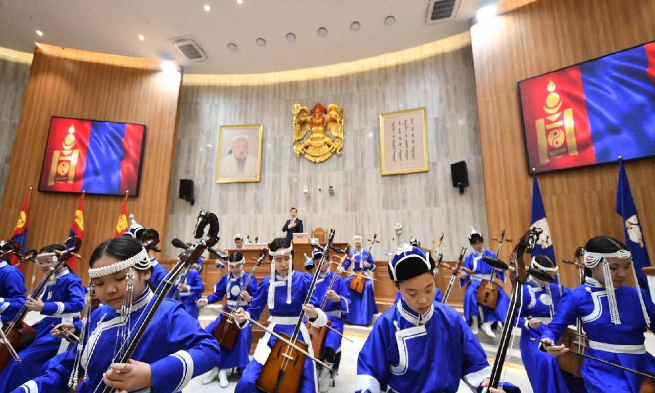 НИТХ-ЫН ЭЭЛЖИТ БУС V ХУРАЛДААНЫ НЭГДҮГЭЭР ХЭЛЭЛЦҮҮЛГЭЭР ДАРААХ АСУУДЛЫГ ХЭЛЭЛЦЭНЭ