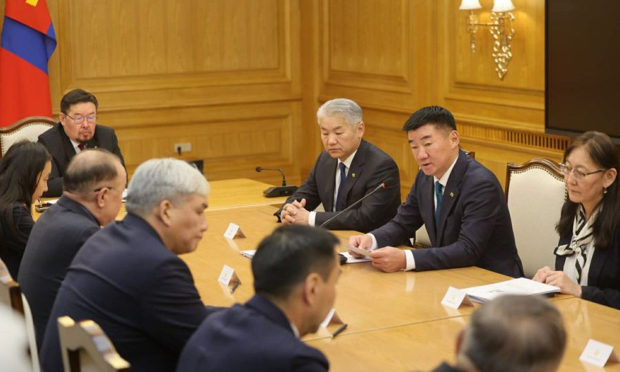 Байгалийн баялгийн өгөөжийн 60 хувийг ард түмэнд хүртээх тохиролцоонд хүрэв