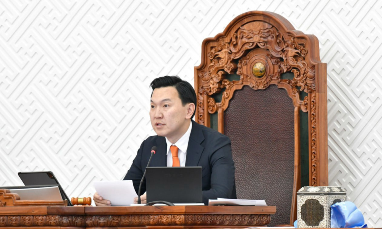 “Туулын хурдны зам” төслийг зогсоож байгааг Ерөнхий сайд Н.Учрал мэдэгдлээ